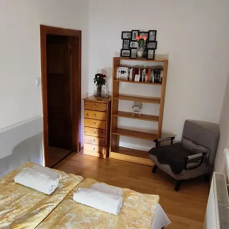 Przy Wroclawskim Stadionie Apartamento