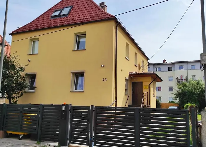 Przy Wroclawskim Stadionie Apartmán *